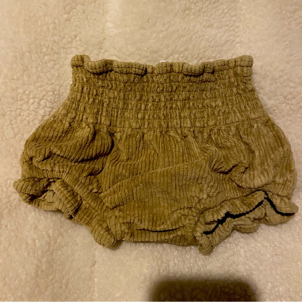 Kate Quinn NWOT Bubble Shorts 6-12
